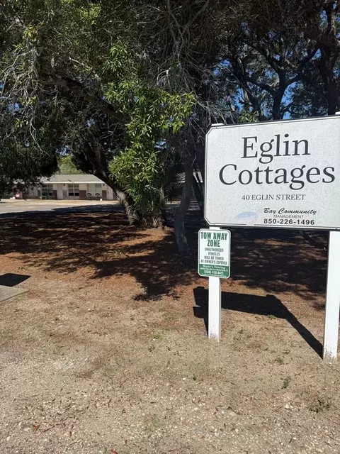 40 Eglin St, Fort Walton Beach, FL 32547