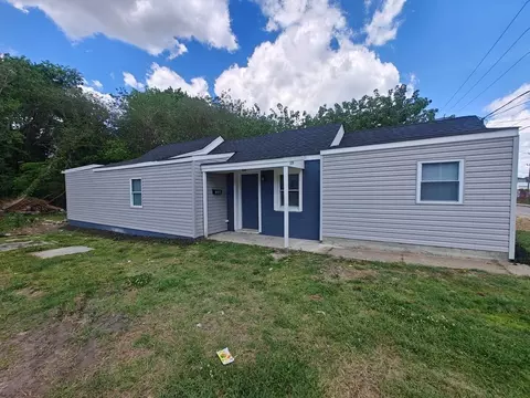 120 S Little Church St, Petersburg, VA 23803