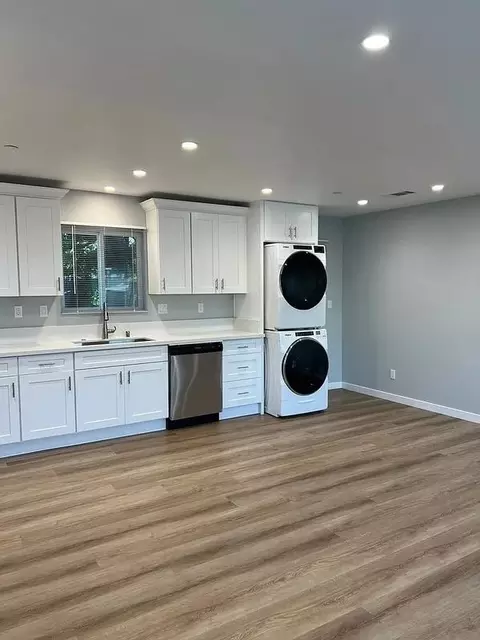 2205 Conquista Ave #2206, Long Beach, CA 90815