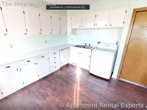 27 Princeton St #2, Medford, MA 02155