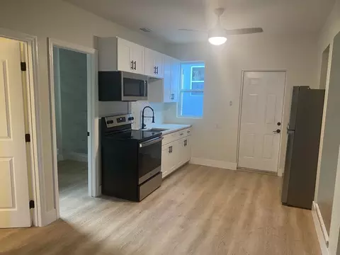 1720 27th Ave N #NA, Saint Petersburg, FL 33713