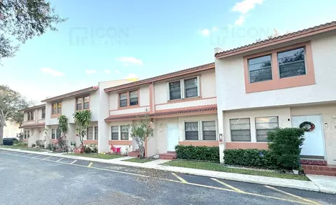 9120 NW 40th St #18, Coral Springs, FL 33065