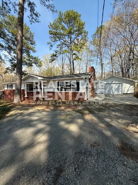 688 Sutton Bridge Rd #1, Rainbow City, AL 35906