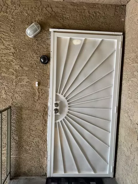 4590 Carriage Park Dr UNIT 16C, Las Vegas, NV 89121