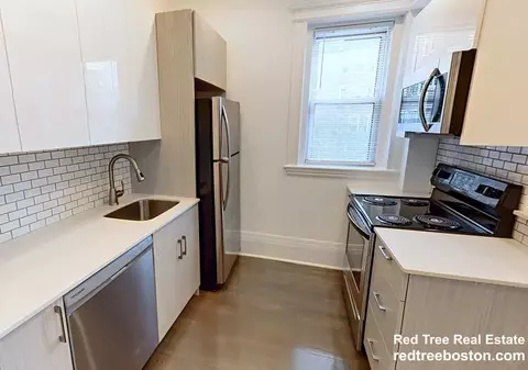 111 Queensberry St #5, Boston, MA 02215