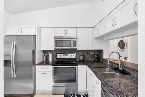 3139 Millwood Ter #230, Boca Raton, FL 33431