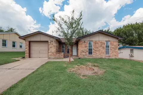 917 Piedmont Dr, Garland, TX 75040