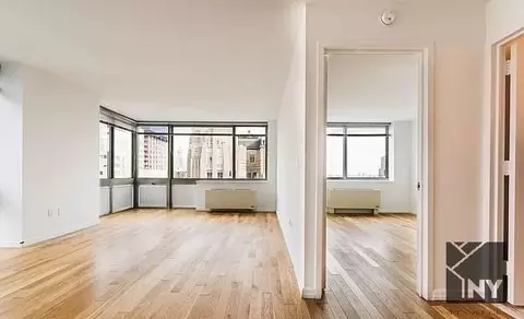 2 Maiden Ln #27C, New York, NY 10038