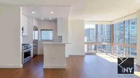102 W 27th St #14E, New York, NY 10001