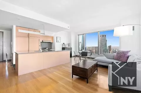 8 Barclay St #21U, New York, NY 10007