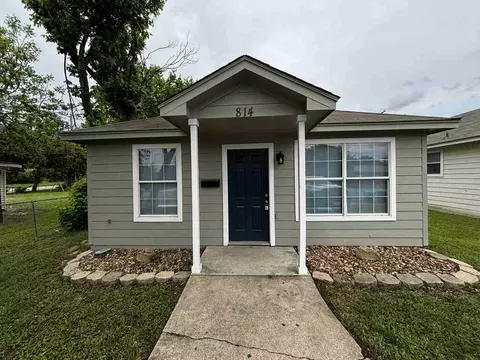 814 Martin Luther King Junior Dr, Temple, TX 76504