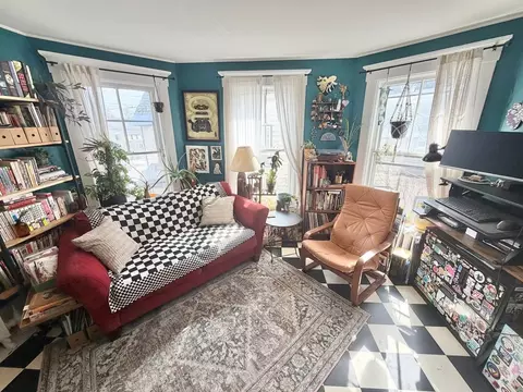 45 N Winooski Ave, Burlington, VT 05401