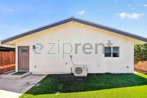 1421 Astoria Pl #1, Oxnard, CA 93030