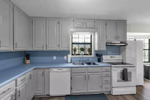 1812 Wiggins Cir SW, Conyers, GA 30094