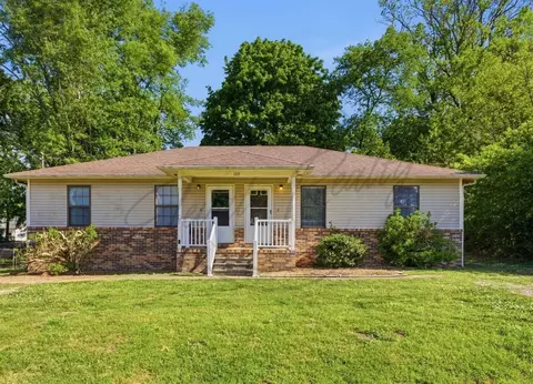 109 Cloverdale Dr #B, Columbia, TN 38401