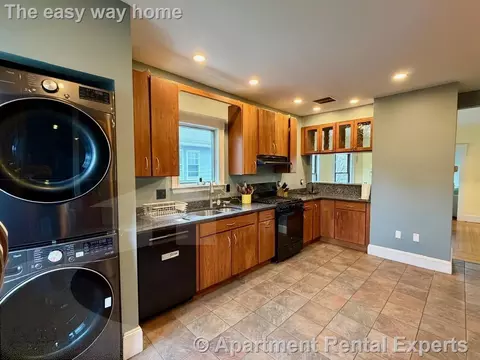 33 Chetwynd Rd, Somerville, MA 02144