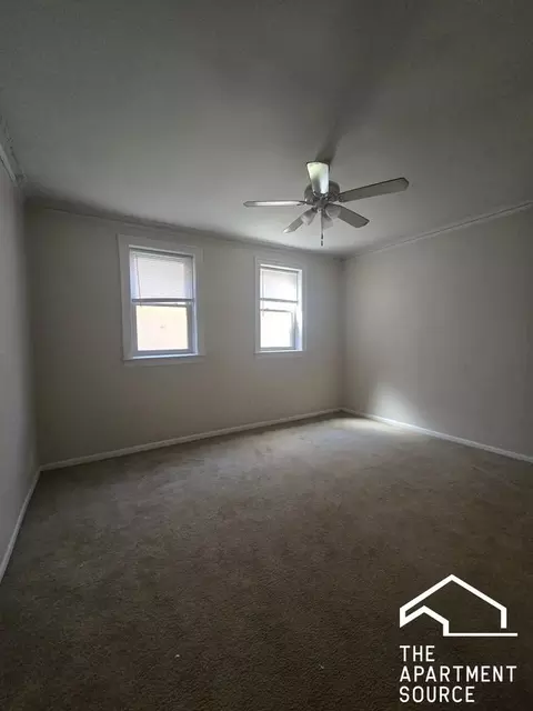 1961 W Foster Ave #3, Chicago, IL 60640