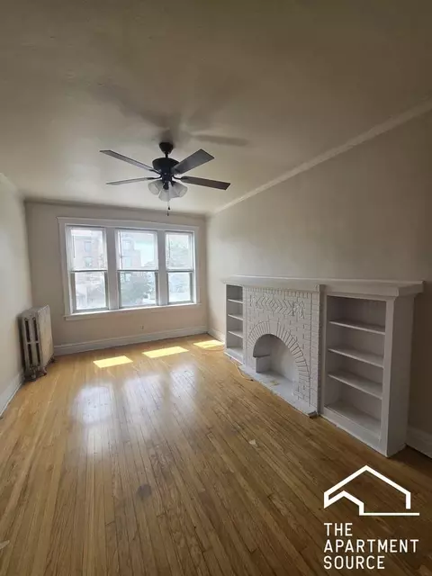 4109 N Spaulding Ave #1, Chicago, IL 60618