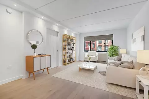 10 Rutgers St #6L, New York, NY 10002