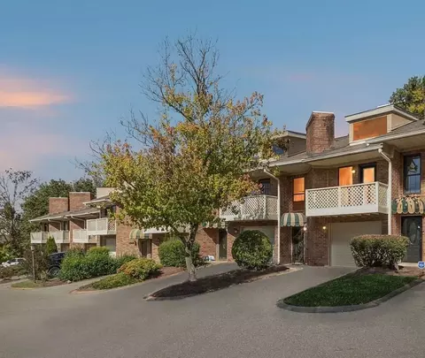 231 Glenstone Cir, Brentwood, TN 37027
