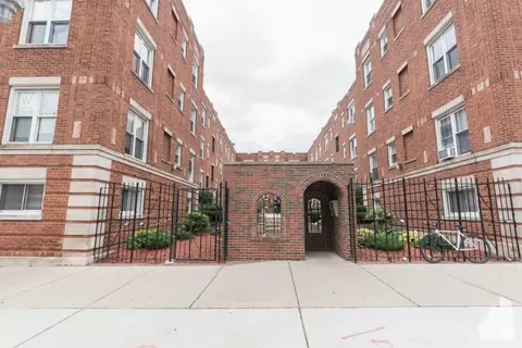 947 W Cornelia Ave #957-2A, Chicago, IL 60657