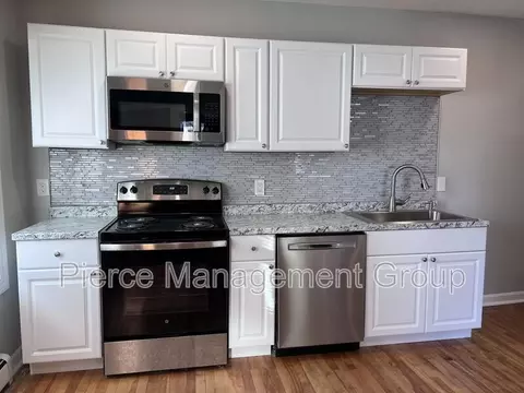 185 Calef Rd #4, Manchester, NH 03103