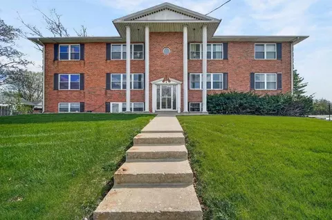 5616 Hickman Rd #3, Des Moines, IA 50310