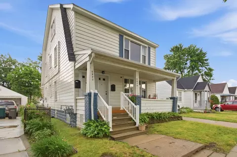 2823 Queen St, Dearborn, MI 48124