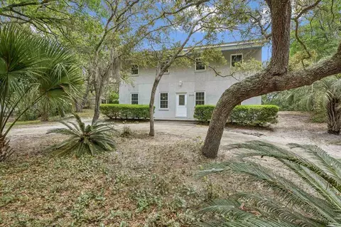 3779 1st Ave, Fernandina Beach, FL 32034