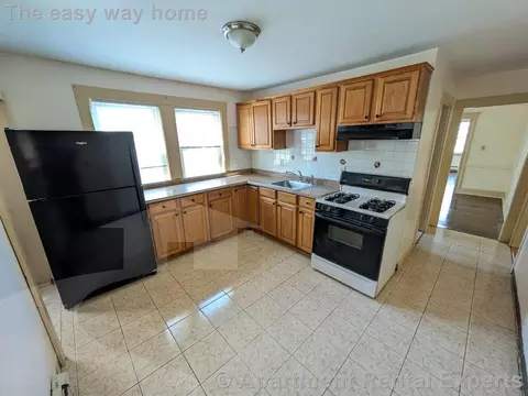 595 Fellsway W, Medford, MA 02155