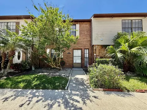 3416 Sunrise Villas Ct N, Tampa, FL 33614