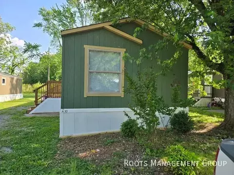 272 Emerson Bypass Rd #A30, Russellville, KY 42276