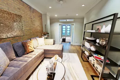 529 E 6th St #2B, New York, NY 10009