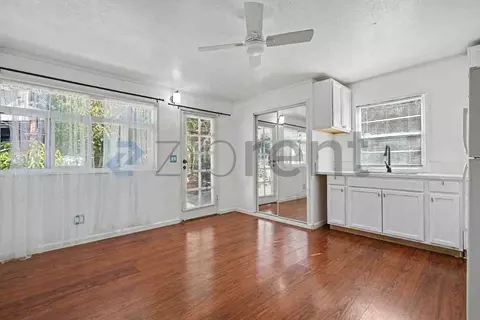 2755 Sanborn Ave, La Crescenta-montrose, CA 91214
