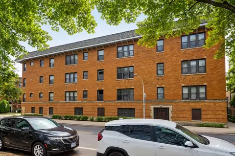 2125 E 67th St #2W, Chicago, IL 60649