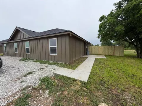 142 Laura Anne Loop #NA, China Spring, TX 76633
