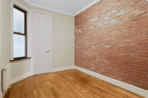 202 E 13th St #2B, New York, NY 10003