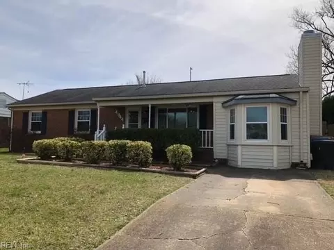 4944 Narragansett Dr, Virginia Beach, VA 23462
