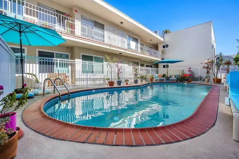 5917 Chula Vista Way #6, Los Angeles, CA 90068