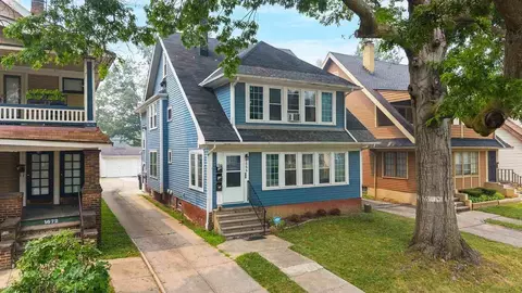 1668 Coventry Rd #1, Cleveland Heights, OH 44118