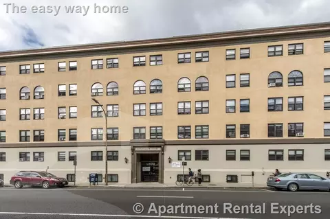 1200 Massachusetts Ave #306, Cambridge, MA 02138
