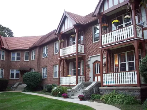 116 Windermere Ave #E1, Wayne, PA 19087 photo 2