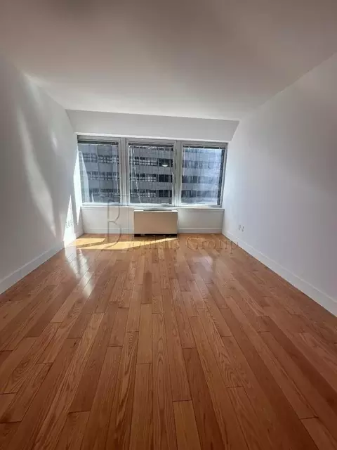 200 Water St #610, New York, NY 10038