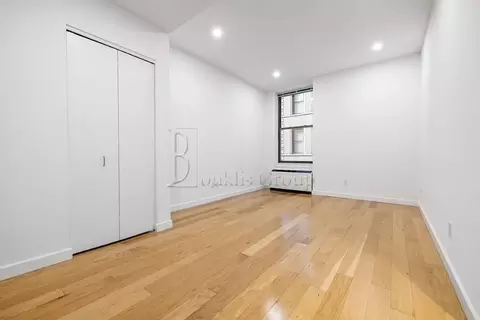 37 Wall St #22D, New York, NY 10005