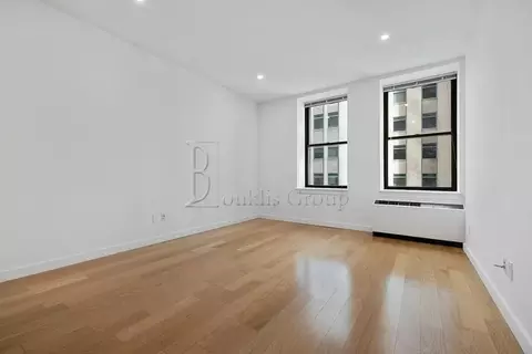37 Wall St #23B, New York, NY 10005