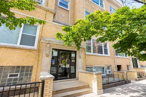 446 W Arlington Pl #3, Chicago, IL 60614