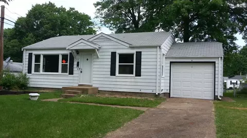 1253 Avant Dr, Bellefontaine Neighbors, MO 63137