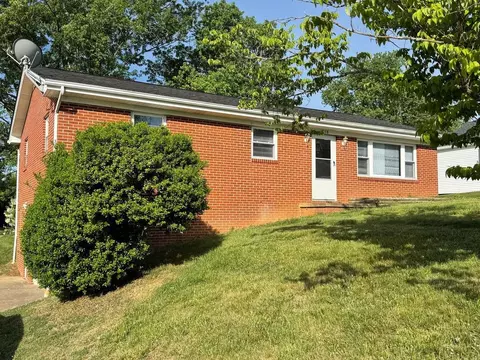 518 Scenic Dr, Greeneville, TN 37743