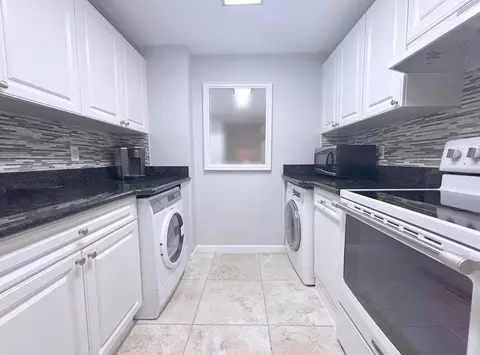 2080 Greenview Shores Blvd #419, Wellington, FL 33414