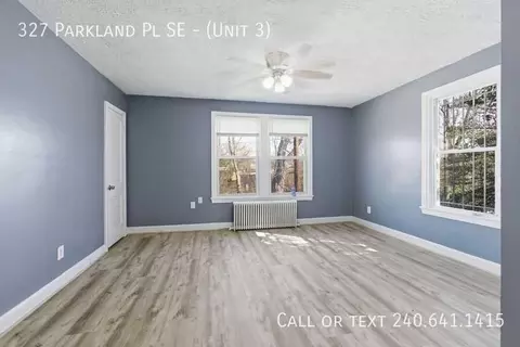 327 Parkland Pl SE #3, Washington, DC 20032